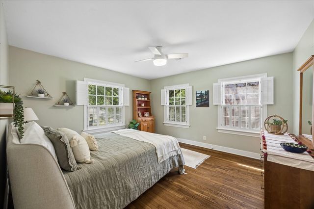 2002 Swift Boulevard, Houston, TX 77030