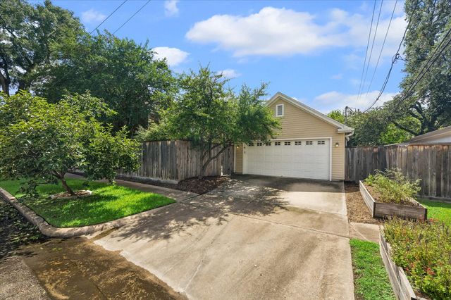 2002 Swift Boulevard, Houston, TX 77030