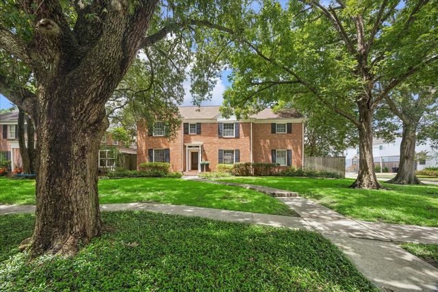 2002 Swift Boulevard, Houston, TX 77030