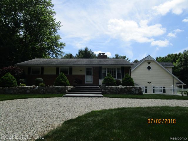 10120 Hyne Road, Brighton Township, MI 48114