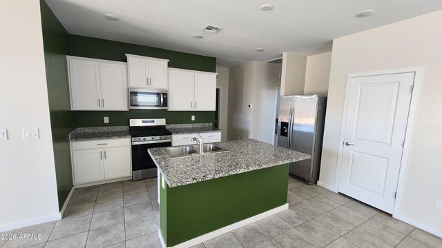 40130 W RIO LOBO Drive, Maricopa, AZ 85138