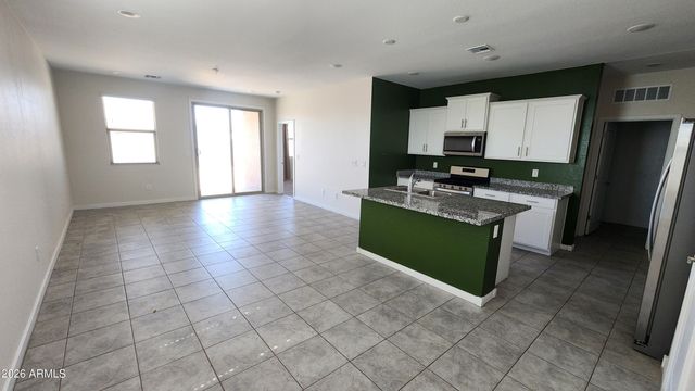 40130 W RIO LOBO Drive, Maricopa, AZ 85138