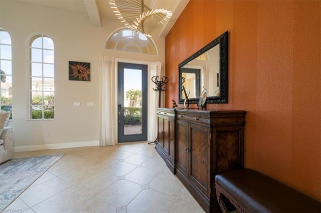 7703 Martino CIR, Naples, FL 34112