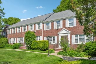 261 Elmwood Ave A, Maplewood Twp., NJ 07040