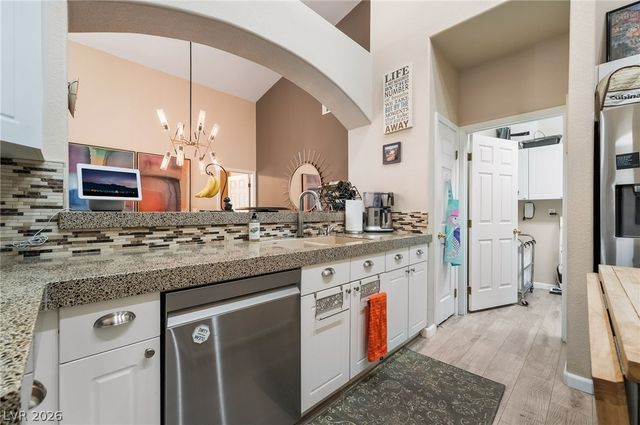 9784 Hickory Ridge Court, Las Vegas, NV 89147