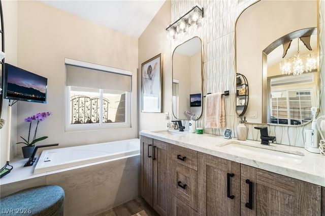 9784 Hickory Ridge Court, Las Vegas, NV 89147