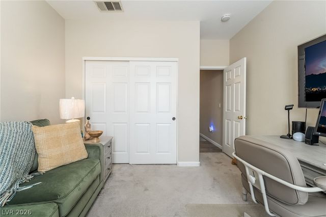 9784 Hickory Ridge Court, Las Vegas, NV 89147