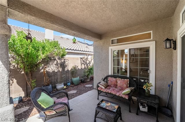 9784 Hickory Ridge Court, Las Vegas, NV 89147