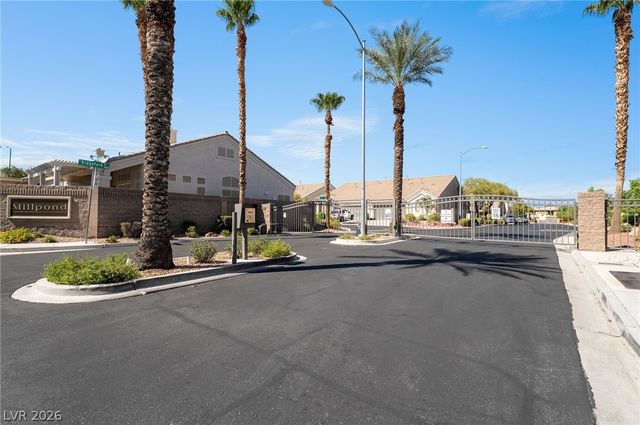 9784 Hickory Ridge Court, Las Vegas, NV 89147