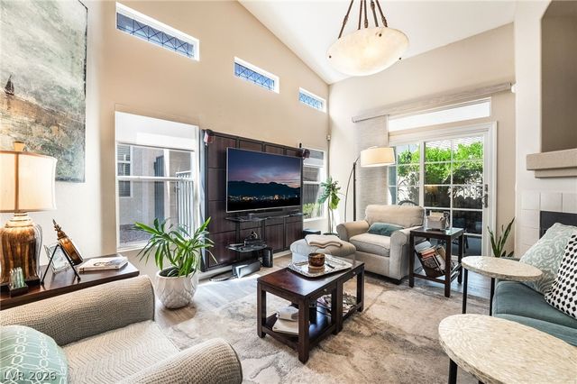 9784 Hickory Ridge Court, Las Vegas, NV 89147