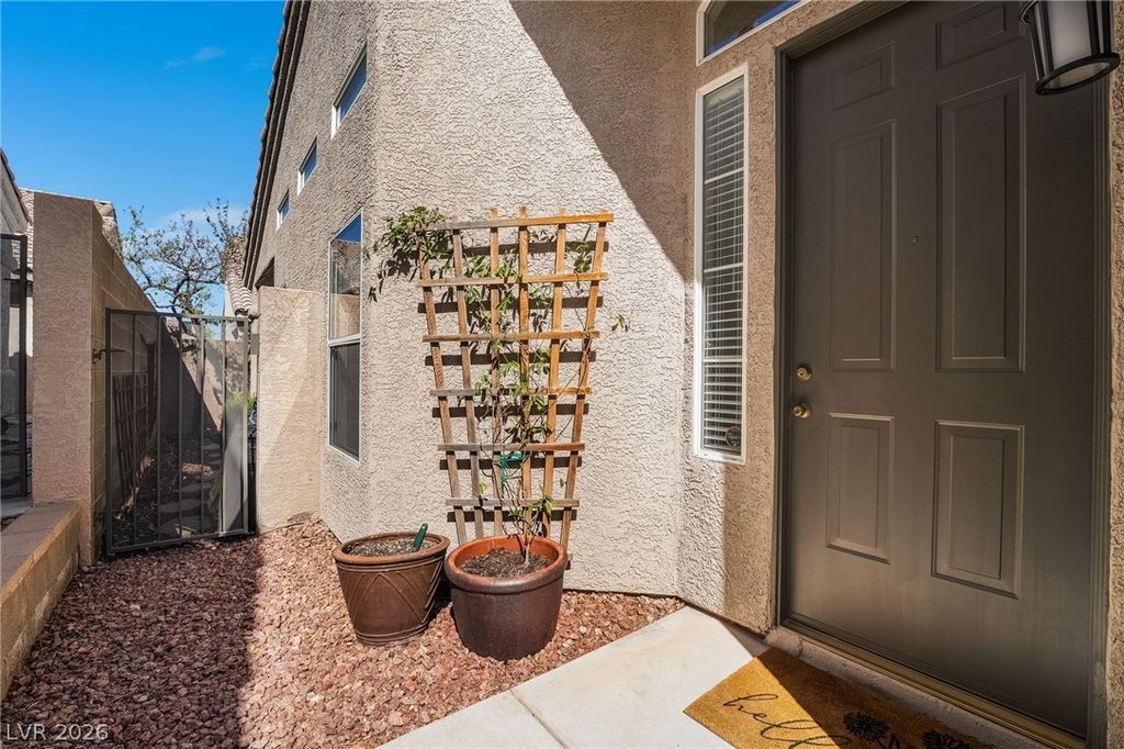 9784 Hickory Ridge Court, Las Vegas, NV 89147 — photo 3
