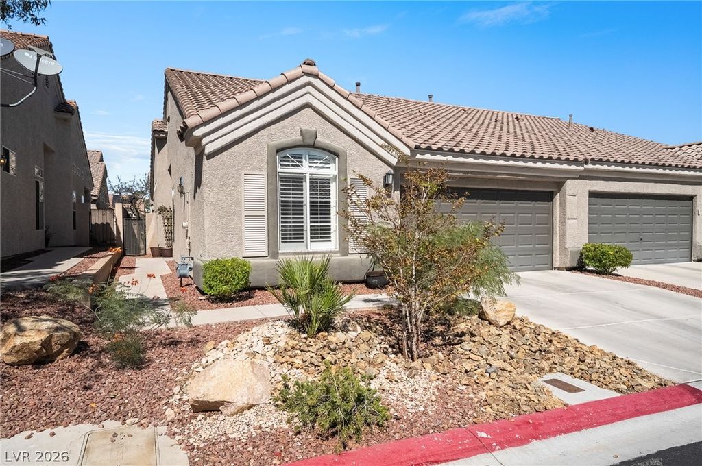 9784 Hickory Ridge Court, Las Vegas, NV 89147 — photo 4