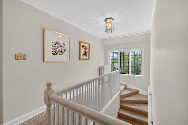 7 35th Street, Des Moines, IA 50312