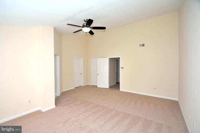 9425 VAN ARSDALE DR, Vienna, VA 22181