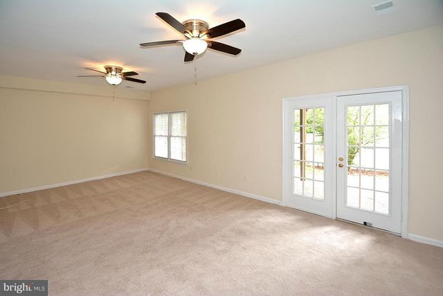 9425 VAN ARSDALE DR, Vienna, VA 22181