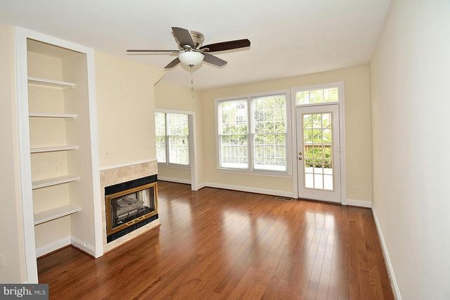 9425 VAN ARSDALE DR, Vienna, VA 22181