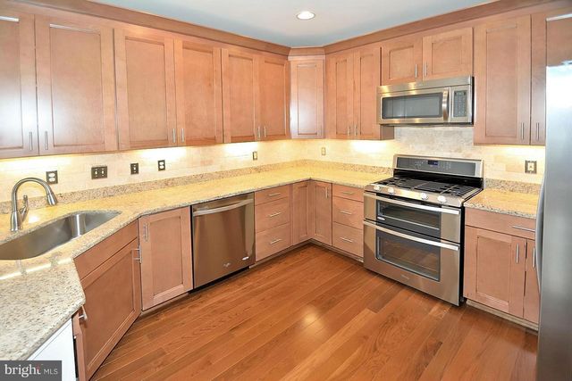 9425 VAN ARSDALE DR, Vienna, VA 22181