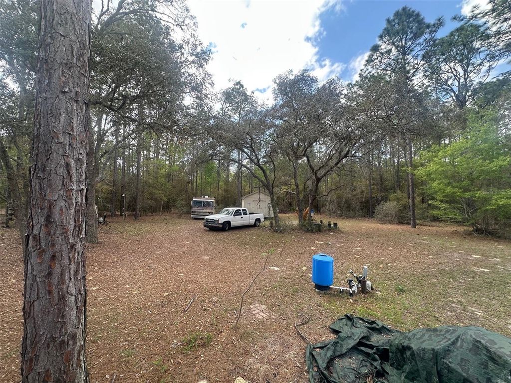 Image 14 of property listing at 3700 SW 189TH AVENUE, Dunnellon, FL 34432