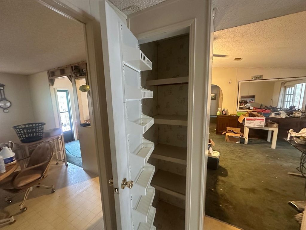 Image 39 of property listing at 3700 SW 189TH AVENUE, Dunnellon, FL 34432