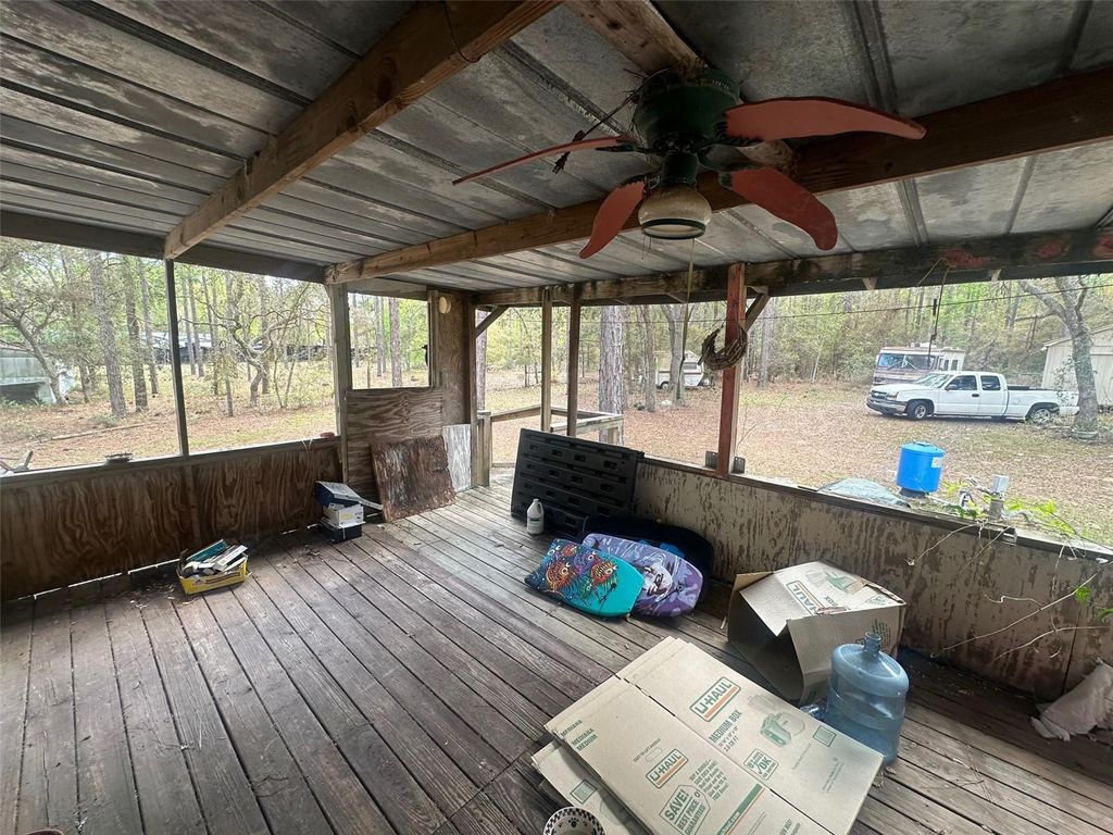 Image 8 of property listing at 3700 SW 189TH AVENUE, Dunnellon, FL 34432