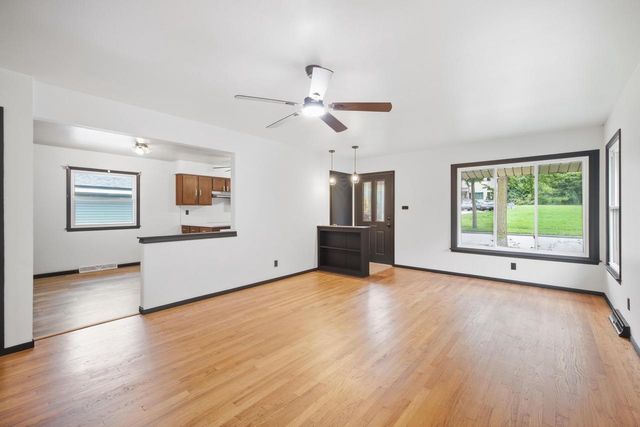 6500 N 52nd STREET, Milwaukee, WI 53223