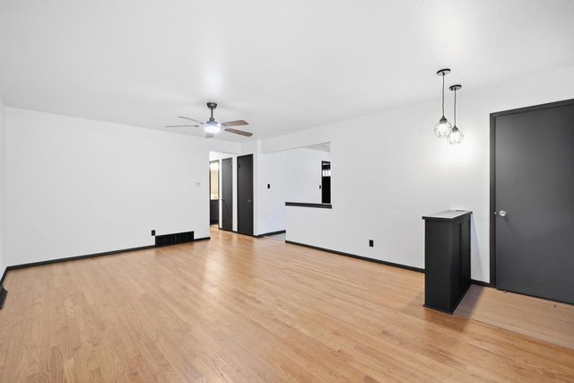 6500 N 52nd STREET, Milwaukee, WI 53223
