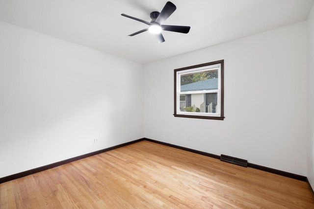 6500 N 52nd STREET, Milwaukee, WI 53223