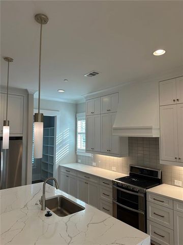 1028 ENDEAVOUR Court 5, Marietta, GA 30064