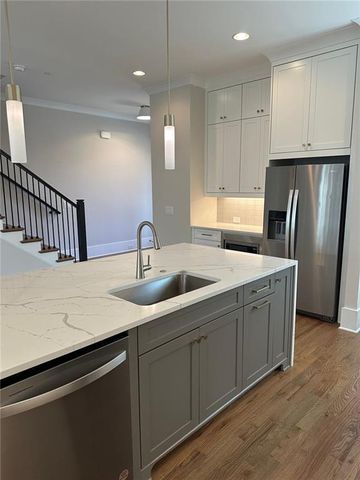 1028 ENDEAVOUR Court 5, Marietta, GA 30064