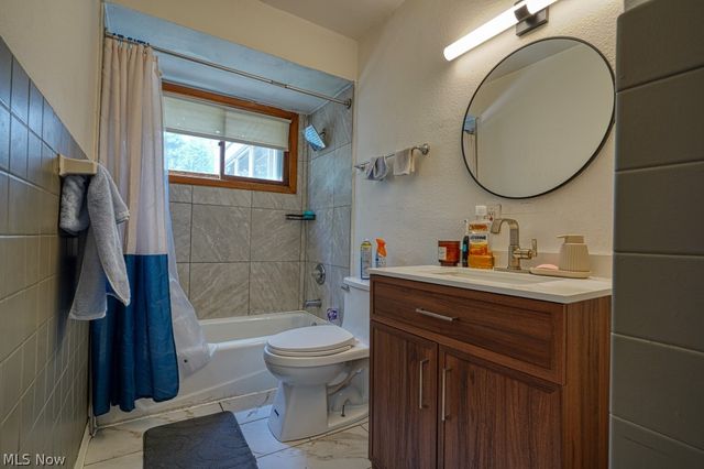 16684 Libby Road, Maple Heights, OH 44137