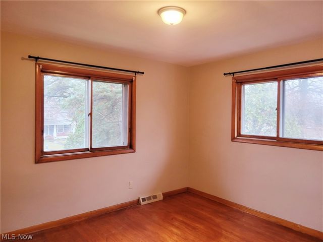 16684 Libby Road, Maple Heights, OH 44137