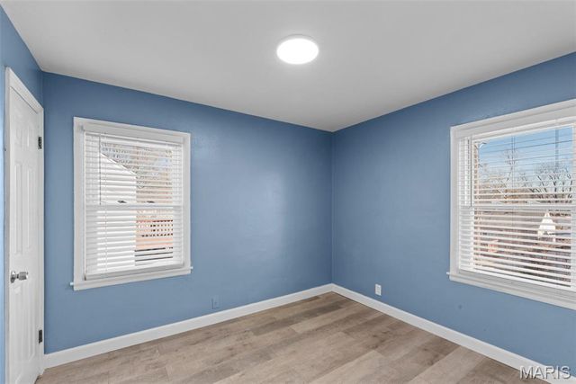 1914 Overland Drive, St Louis, MO 63114