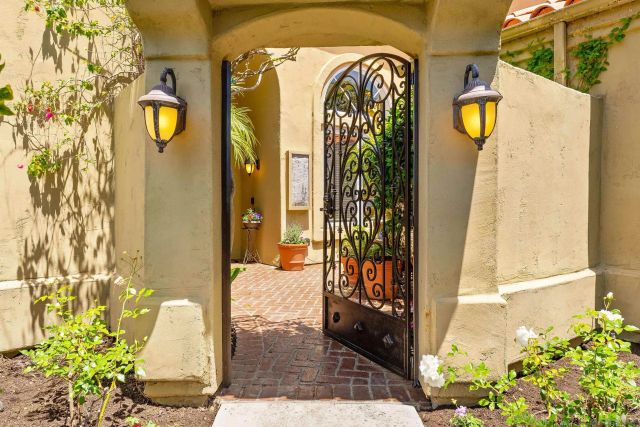 5485 Vista Del Dios, San Diego, CA 92130