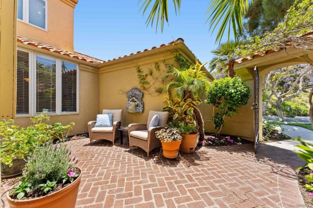 5485 Vista Del Dios, San Diego, CA 92130