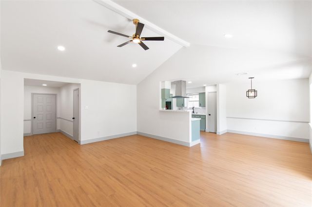7926 Salge Drive, Houston, TX 77040