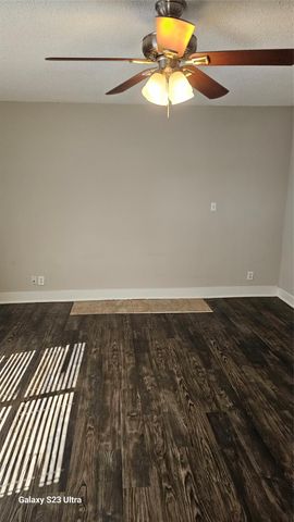 5081 Fm 973, Taylor, TX 76574