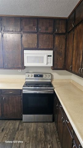 5081 Fm 973, Taylor, TX 76574