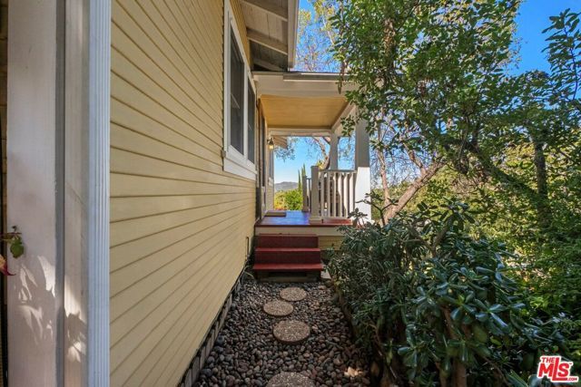 1812 Wollam Street, Los Angeles, CA 90065