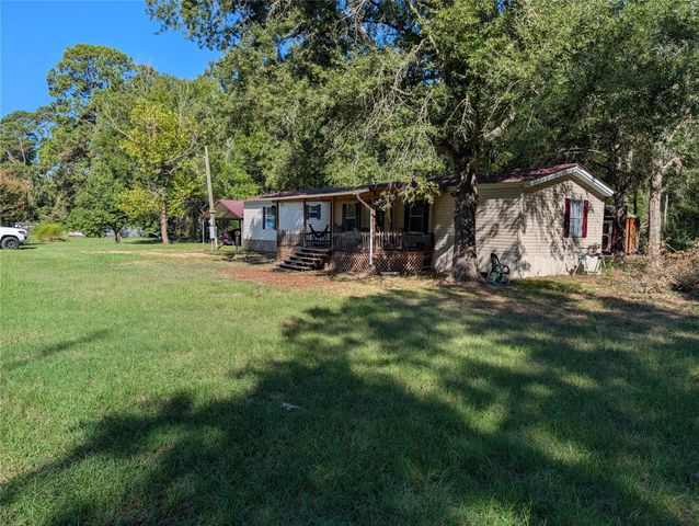 346 Lakeside Circle, Trinity, TX 75862