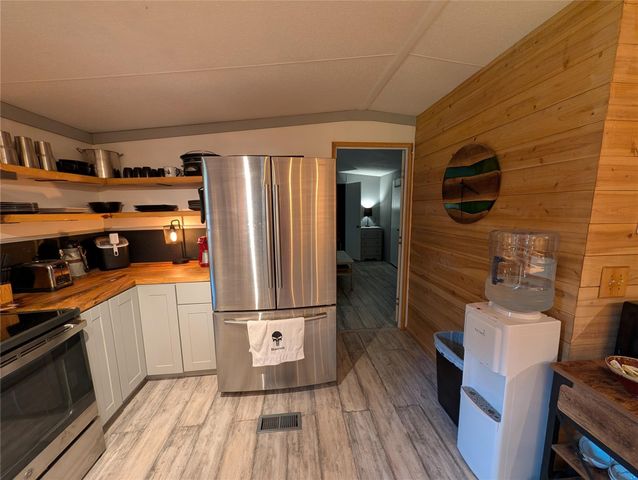 346 Lakeside Circle, Trinity, TX 75862