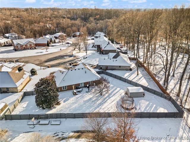 4172 Andrew Drive, Floyds Knobs, IN 47119