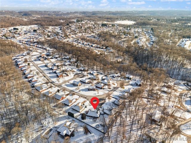 4172 Andrew Drive, Floyds Knobs, IN 47119