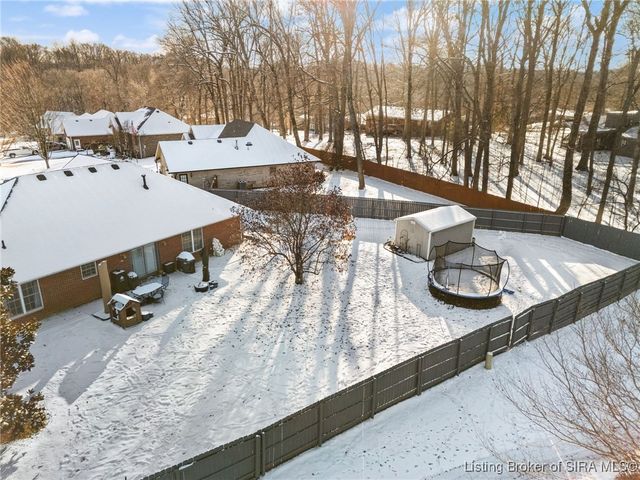 4172 Andrew Drive, Floyds Knobs, IN 47119