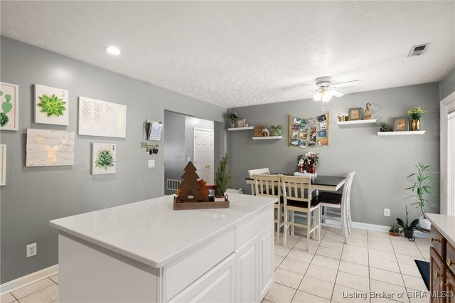 4172 Andrew Drive, Floyds Knobs, IN 47119