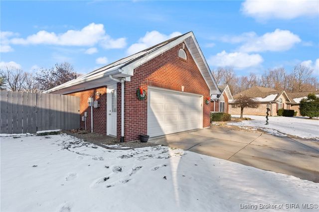 4172 Andrew Drive, Floyds Knobs, IN 47119