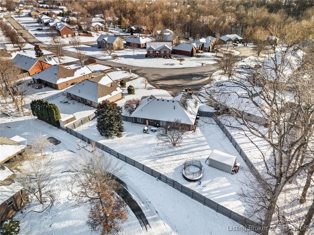 4172 Andrew Drive, Floyds Knobs, IN 47119