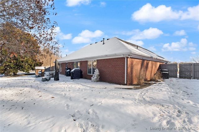 4172 Andrew Drive, Floyds Knobs, IN 47119