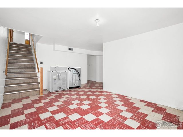 543 W 9th St, Loveland, CO 80537