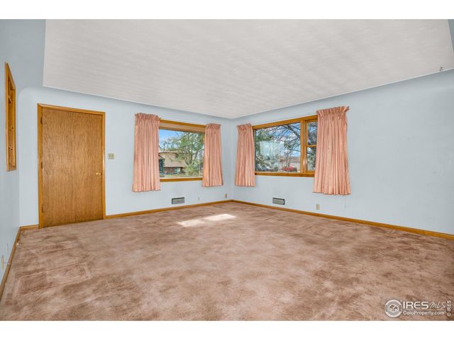 543 W 9th St, Loveland, CO 80537