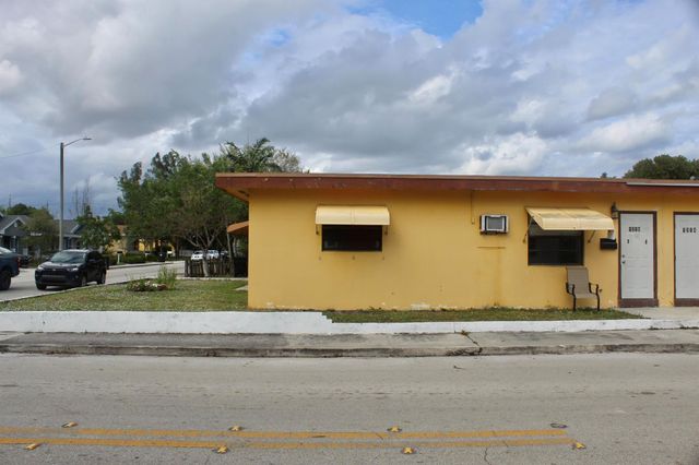 302 N E Street A, Lake Worth Beach, FL 33460